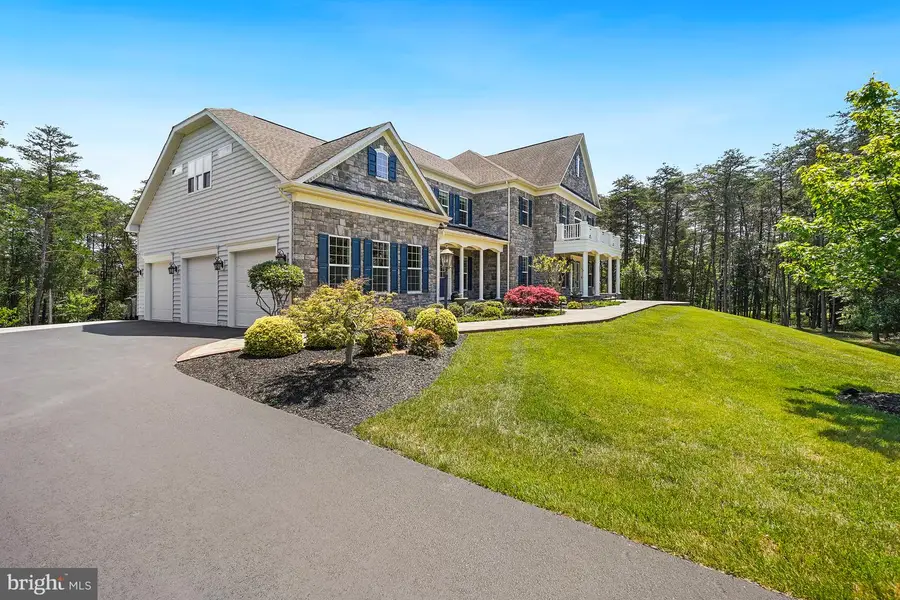 42115 Pleasant Forest Ct, Ashburn, VA 20148 - #3