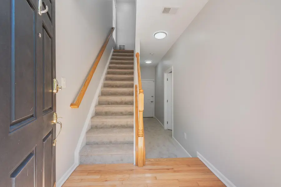 25165 Femoyer Ter, Chantilly, VA 20152 - #2