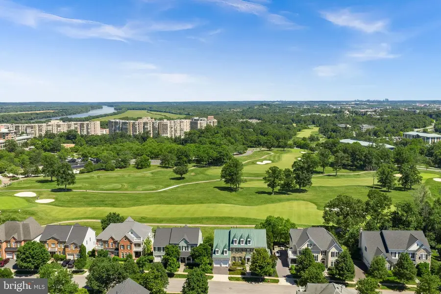 19262 Mill Site Pl, Leesburg, VA 20176 - #2