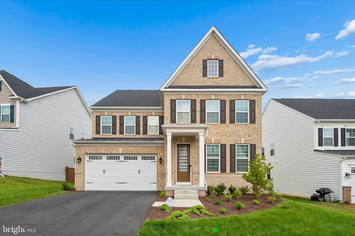 19408 Tuscarora Crossing Dr, Leesburg, VA 20175 - #1