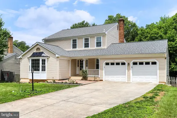 124 Environs Rd, STERLING, VA 20165