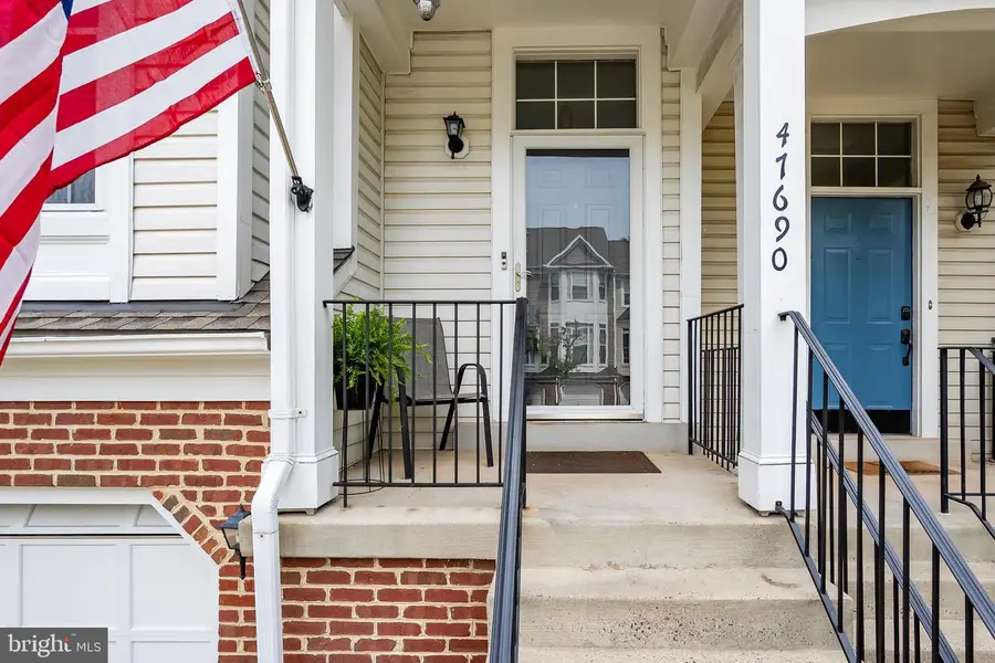 47690 Woolcott Sq, Sterling, VA 20165 - #3
