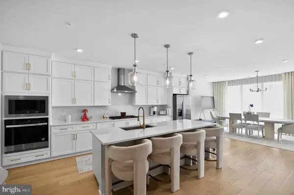 43498 Madison Springs Ter, ASHBURN, VA 20148
