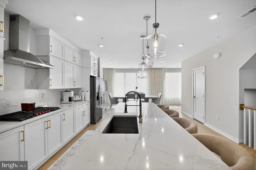 43498 Madison Springs Ter, Ashburn, VA 20148 - #2