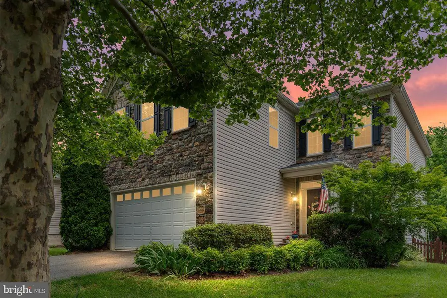 25030 Graywacke Dr, Aldie, VA 20105 - #2