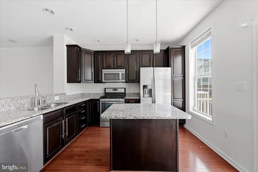 23133 Hanworth St, Ashburn, VA 20148 - #2