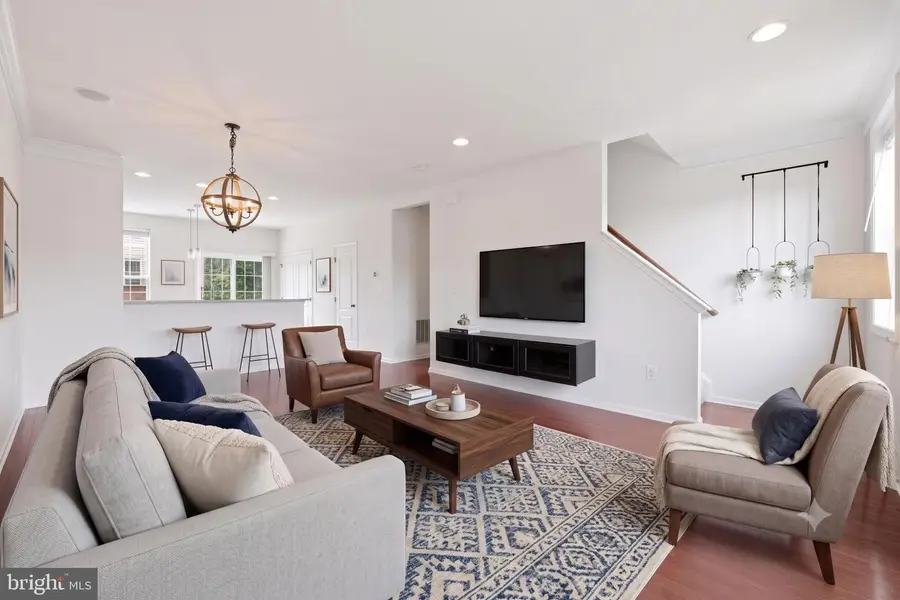 23133 Hanworth St, Ashburn, VA 20148 - #3
