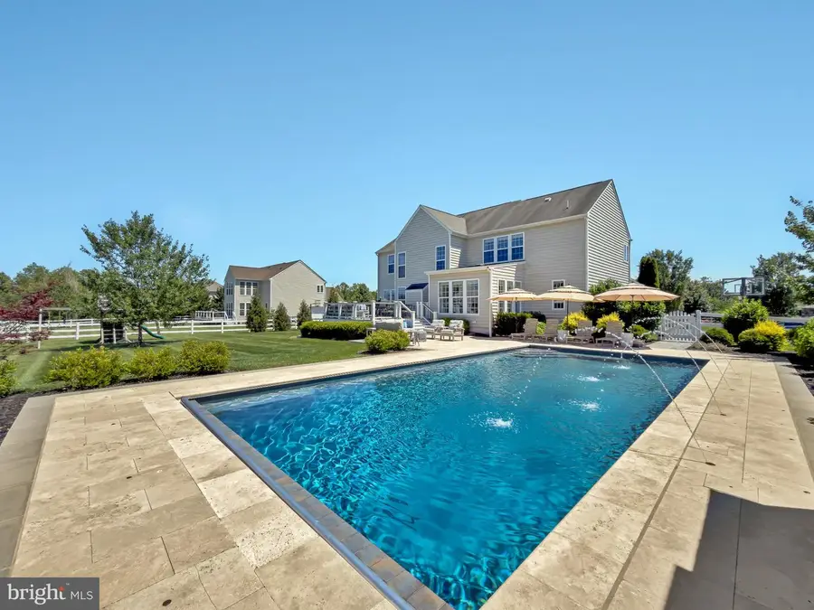 41324 Wilton Dr, Leesburg, VA 20175 - #2