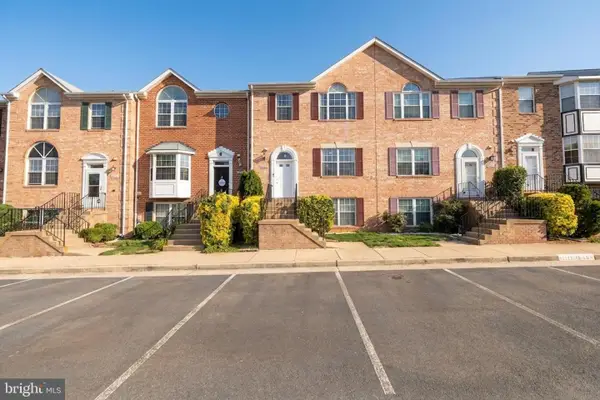 21060 Gladstone Dr, STERLING, VA 20164