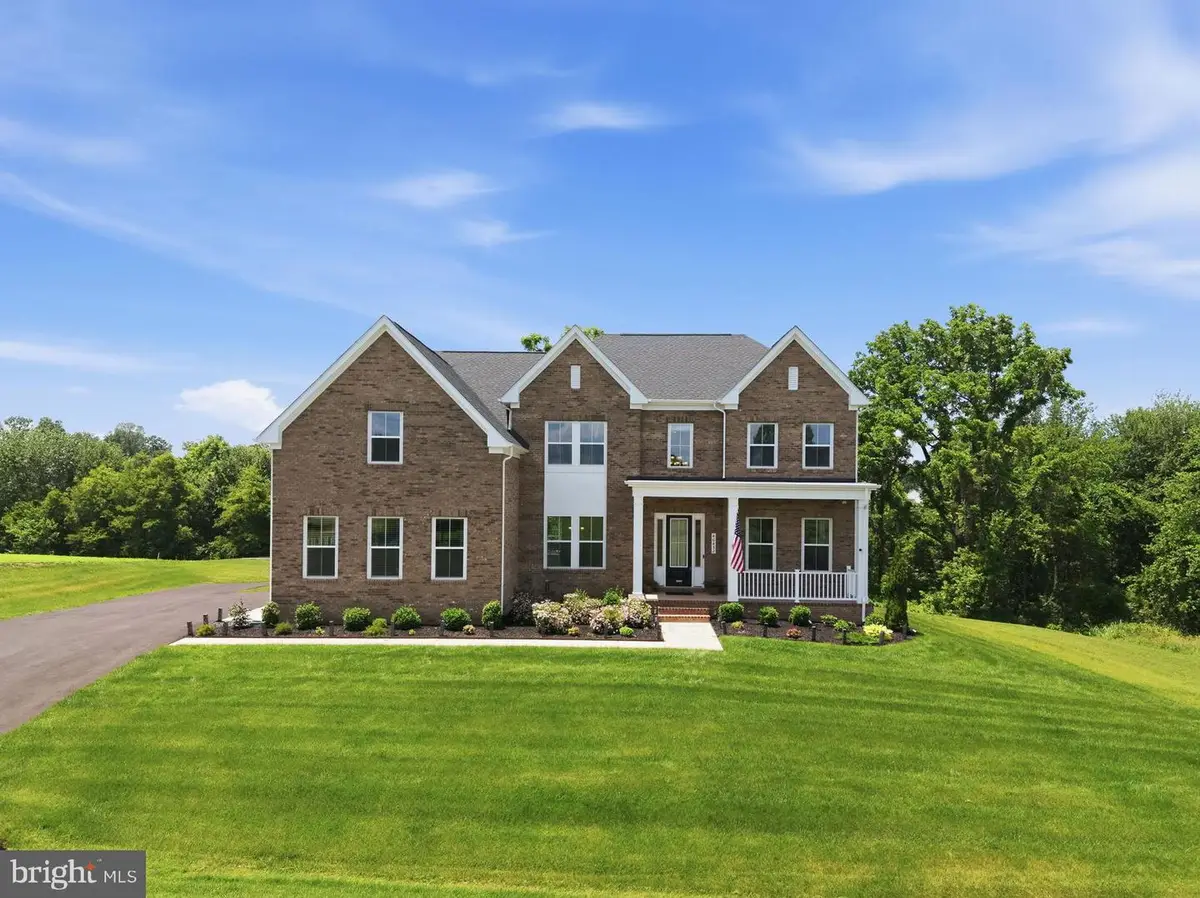 40452 Windyhill Farms Dr, Aldie, VA 20105 - #1