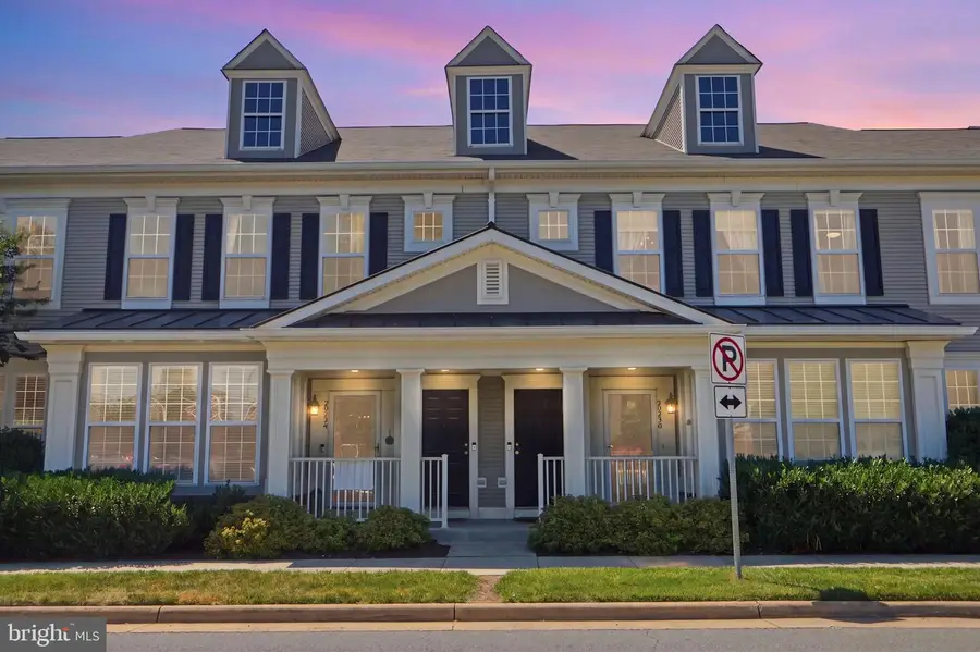 20228 Nightwatch St, Ashburn, VA 20147 - #2