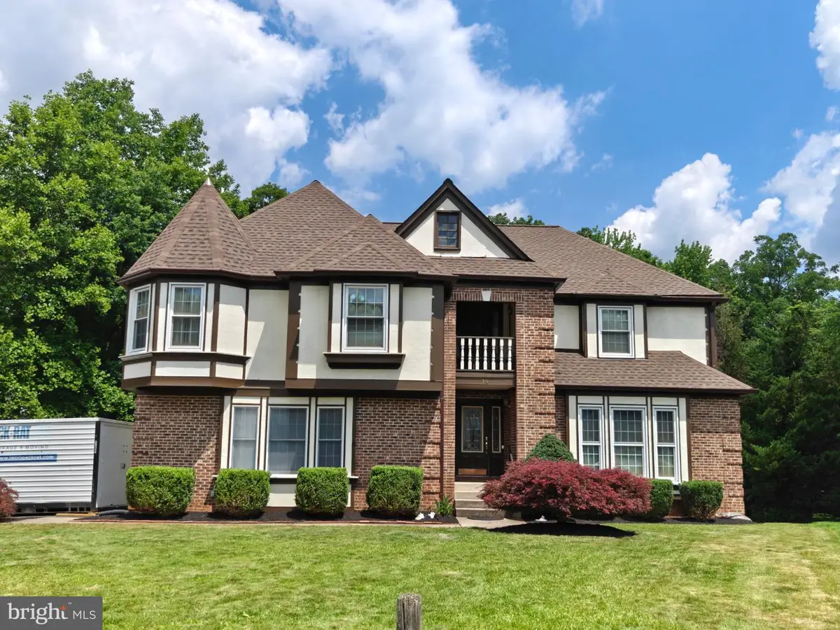 14 Stafford Ct, Sterling, VA 20165 - #1