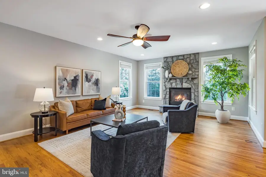 35054 Mcknight Ct, Round Hill, VA 20141 - #3
