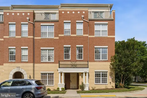 22661 Settlers Trail Ter, BRAMBLETON, VA 20148