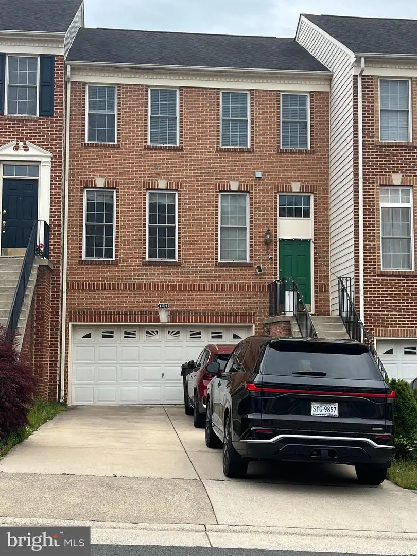 43723 Banshee Heights Ter, Ashburn, VA 20148 - #1