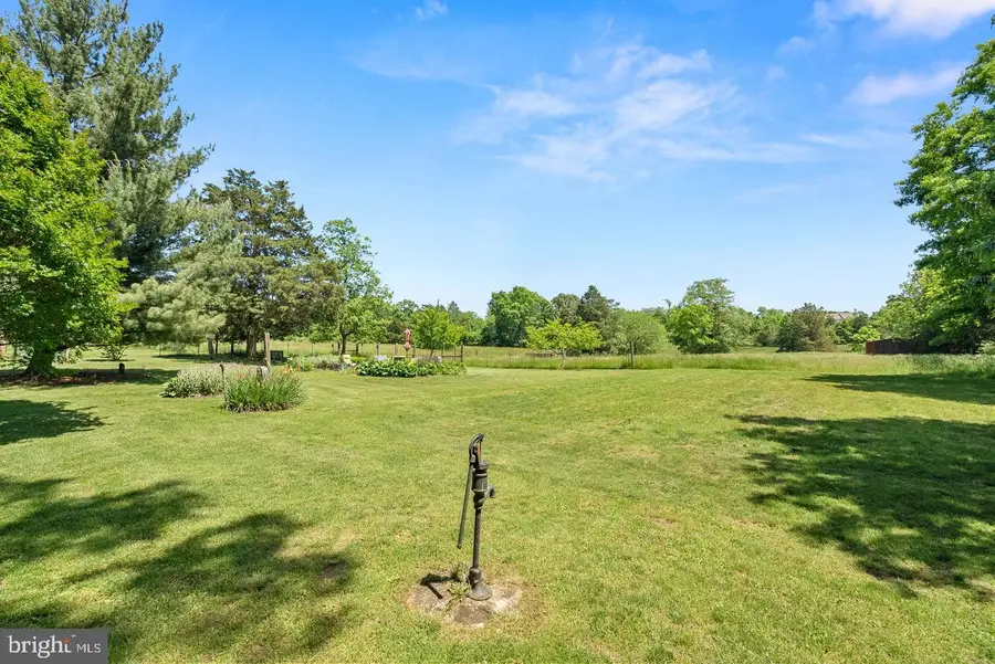 43537 Graves Ln, Ashburn, VA 20147 - #3