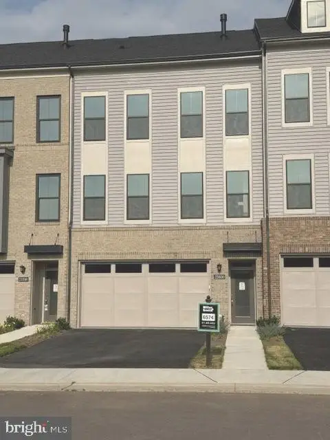 23600 Raytown Ter, Ashburn, VA 20148 - #1