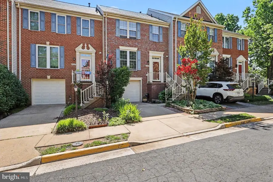 46572 Broadspear Ter, Sterling, VA 20165 - #2