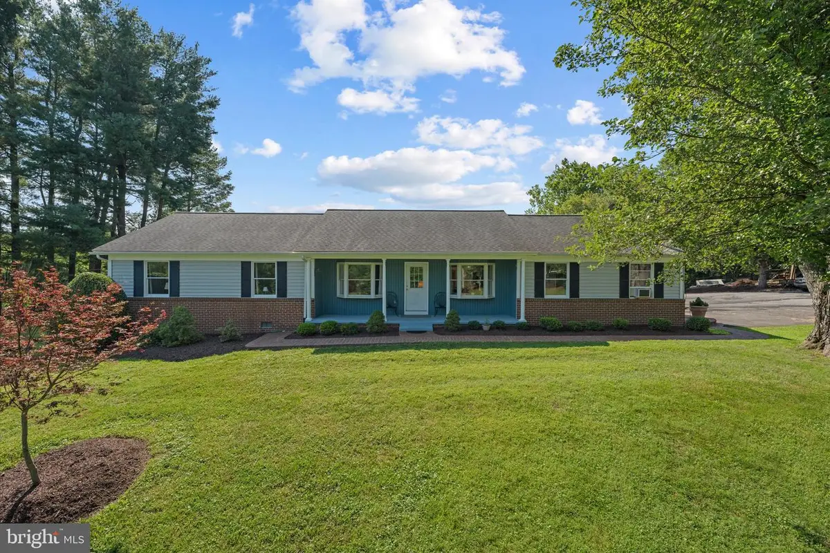 39475 Tollhouse Rd, Lovettsville, VA 20180 - #1