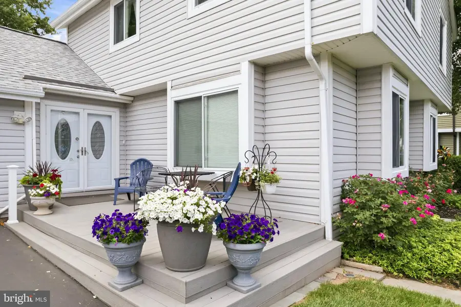 109 Kale Ave, Sterling, VA 20164 - #2
