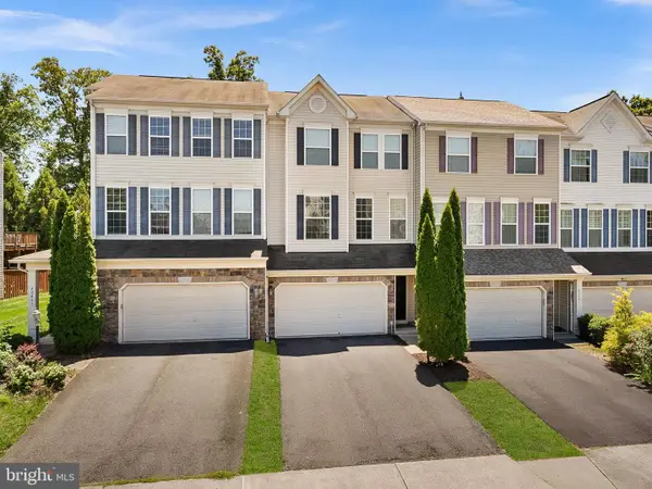 42449 Patrick Wayne Sq, BROADLANDS, VA 20148