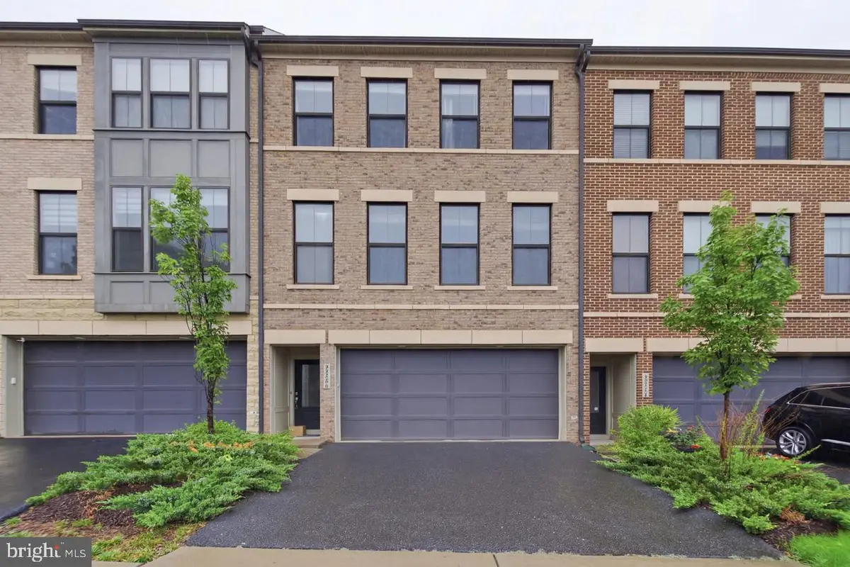 42308 Rockrimmon Ter, Ashburn, VA 20148 - #1
