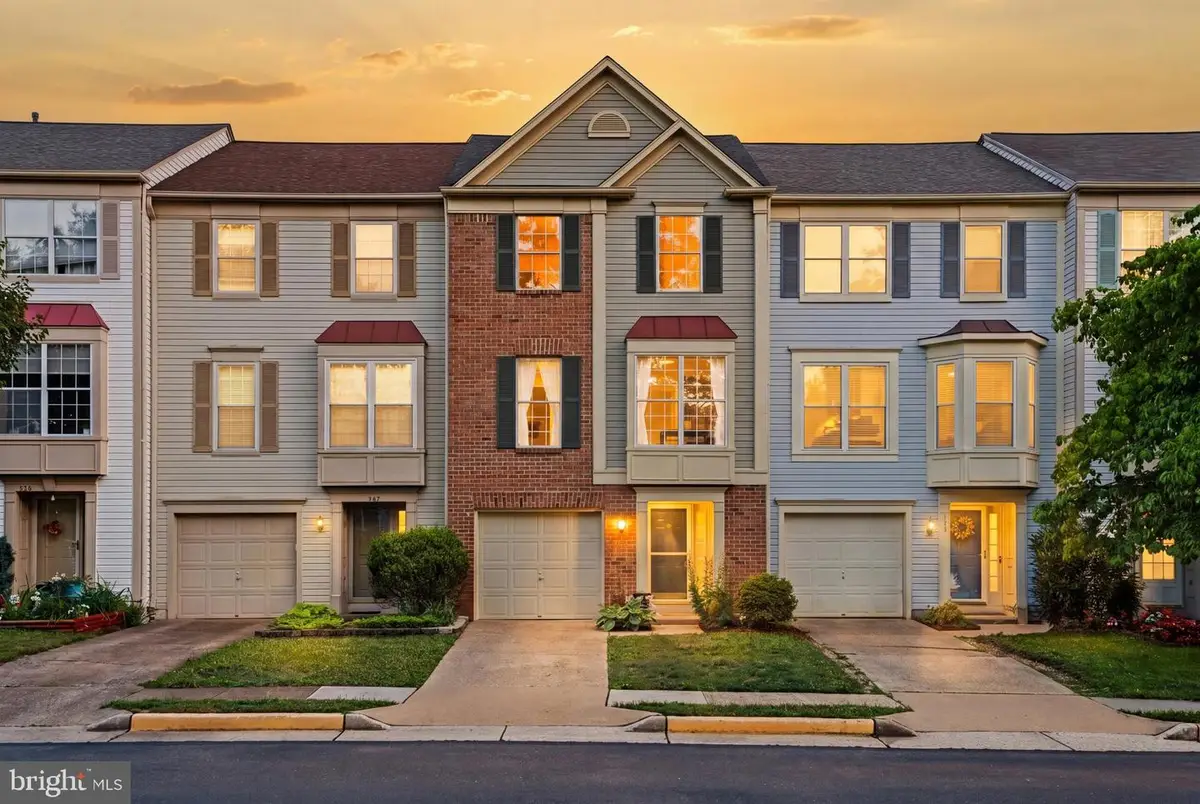 345 Barnfield Sq Ne, Leesburg, VA 20176 - #1