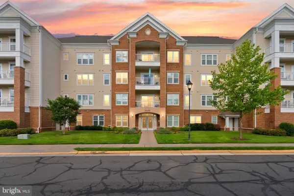 20610 Hope Spring Ter #104, ASHBURN, VA 20147