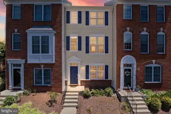 25154 Monteith Ter, CHANTILLY, VA 20152