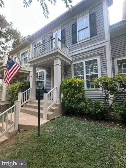 516 Gentlewood Sq, Purcellville, VA 20132 - #1