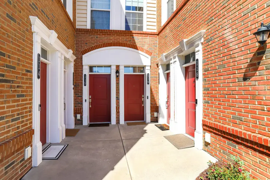 43021 Greggsville Chapel Ter #116, Ashburn, VA 20148 - #2
