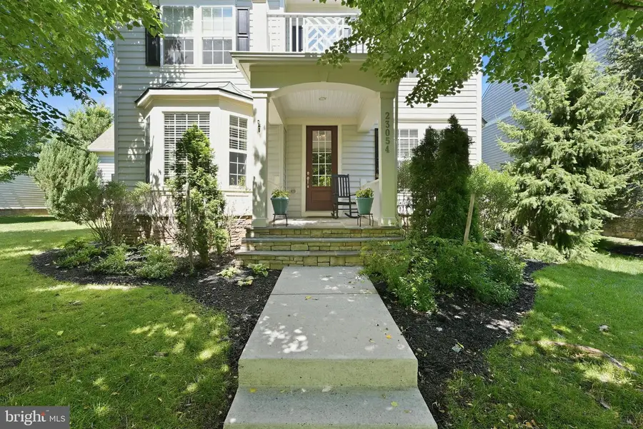 23054 Bronstein Ln, Ashburn, VA 20148 - #2