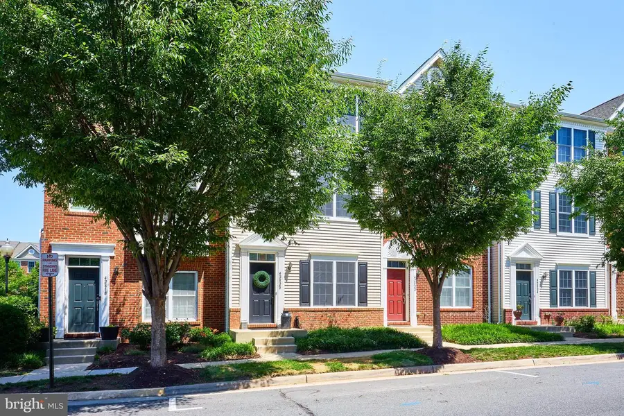 42820 Pamplin Ter, Chantilly, VA 20152 - #3