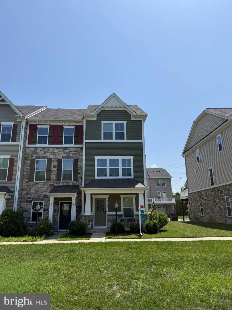 41768 Mcmonagle Sq, Aldie, VA 20105 - #1