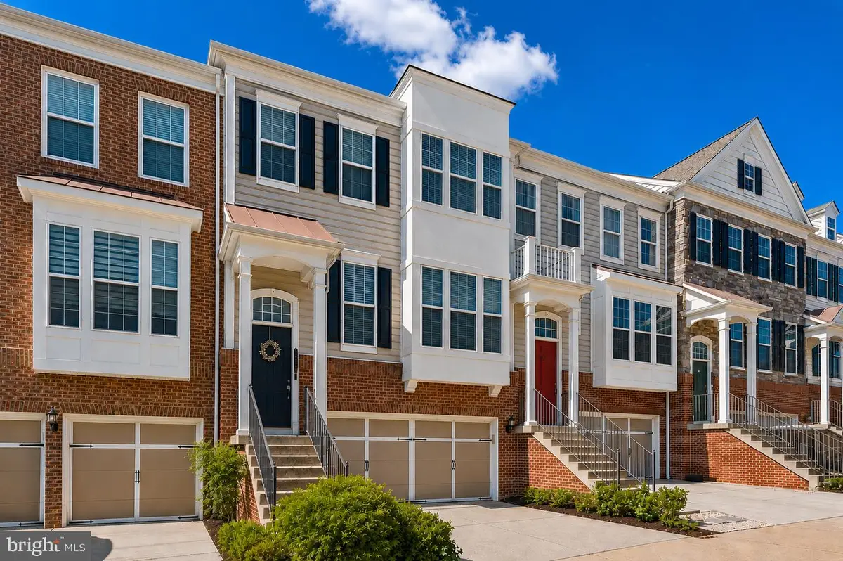 43629 White Cap Ter, Chantilly, VA 20152 - #1