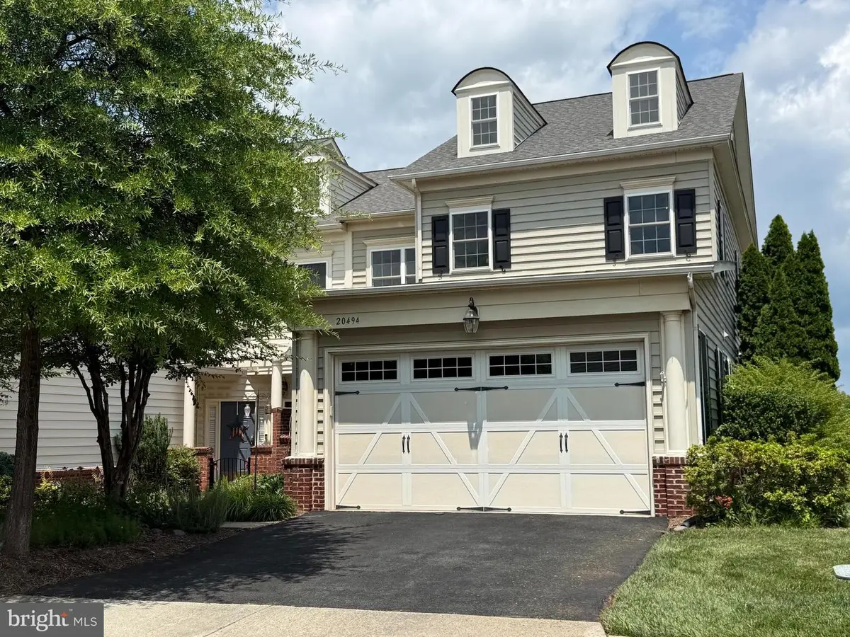 20494 Casablanca Dr, Ashburn, VA 20147 - #1