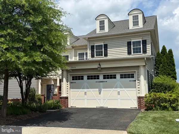 20494 Casablanca Dr, ASHBURN, VA 20147
