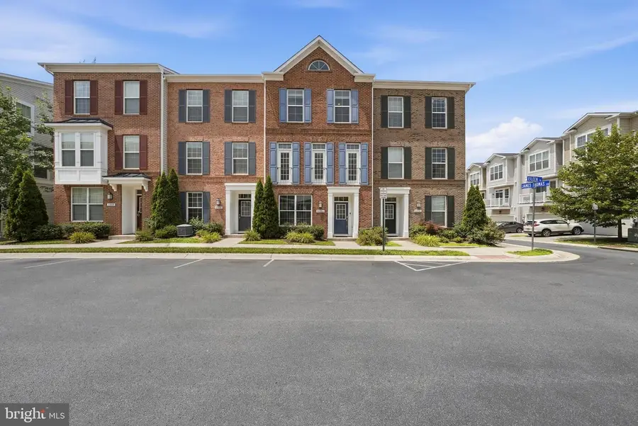 22883 Eileen Sq, Sterling, VA 20166 - #3