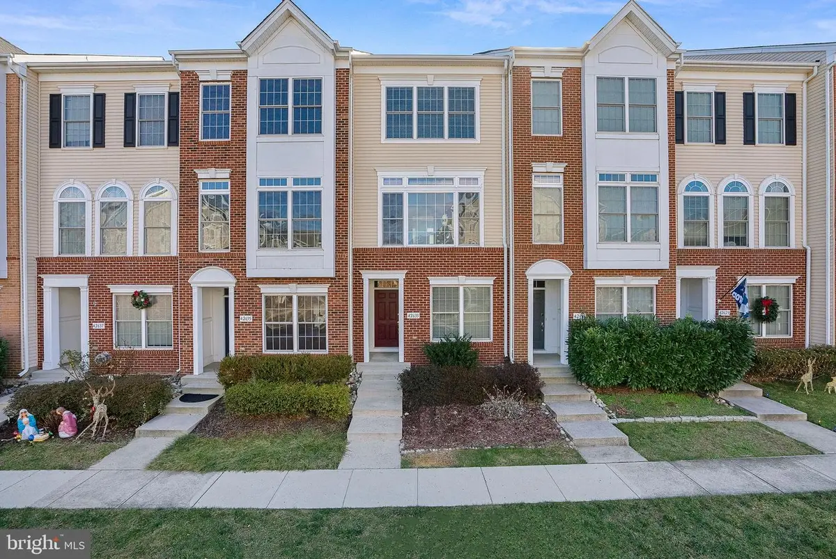 42633 Homefront Ter, Chantilly, VA 20152 - #1