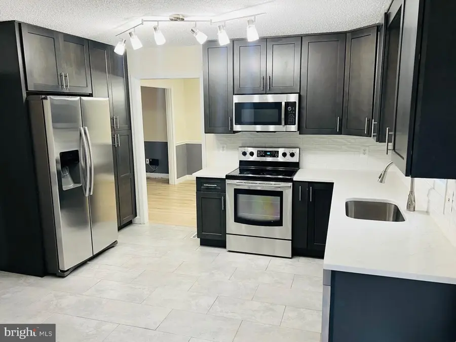 110 Oak View Dr Se, Leesburg, VA 20175 - #2