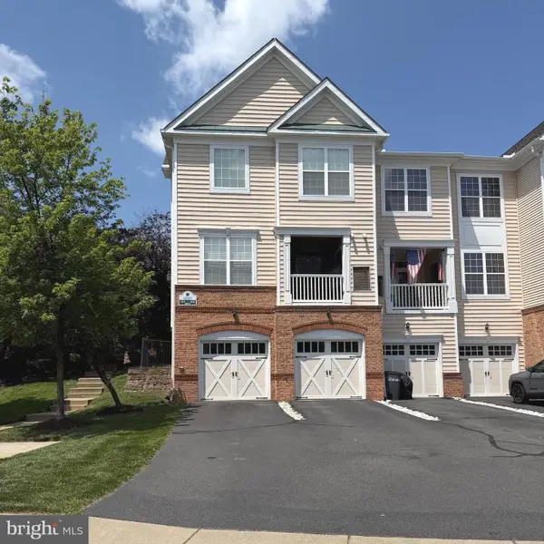 43905 Hickory Corner Ter #103, ASHBURN, VA 20147