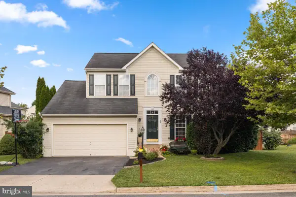 14 Potterfield Dr, LOVETTSVILLE, VA 20180