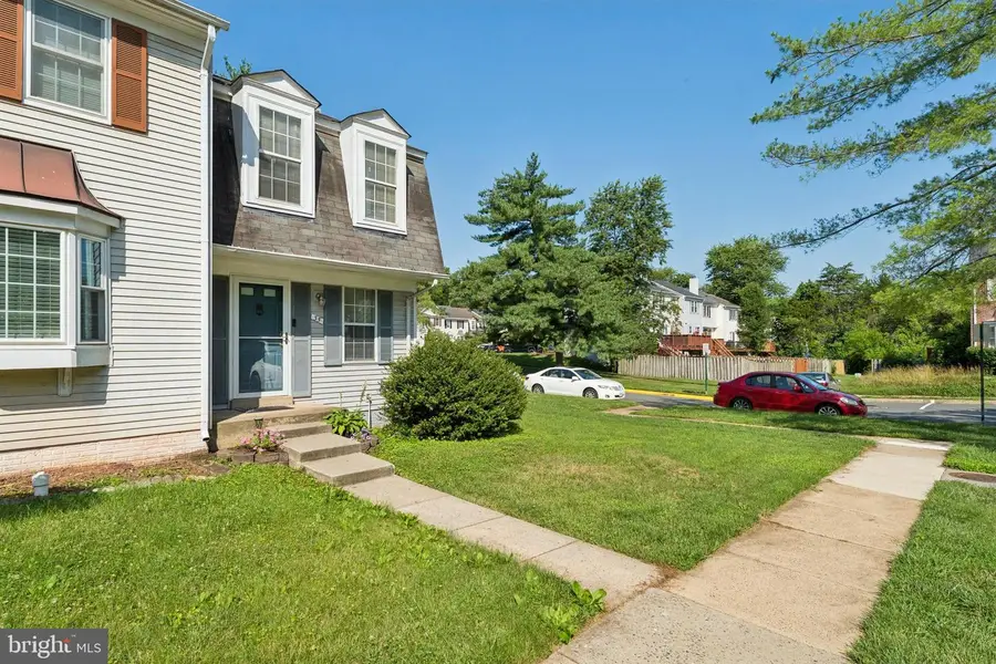 35 Bickel Ct, Sterling, VA 20165 - #3