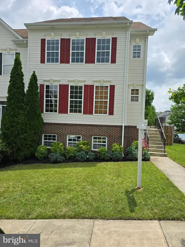 601 Burberry Ter Se, LEESBURG, VA 20175