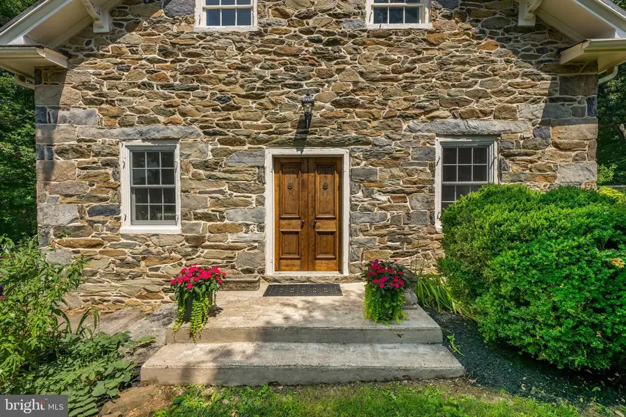 14127 Harpers Ferry Rd, Hillsboro, VA 20132 - #2