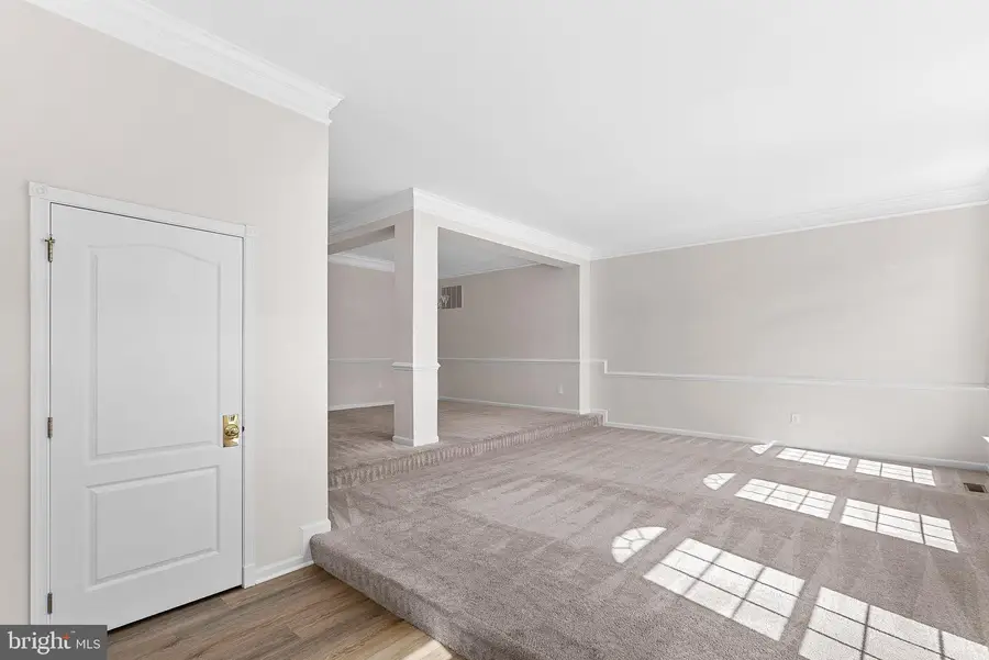 22511 Airmont Woods Ter, Ashburn, VA 20148 - #3