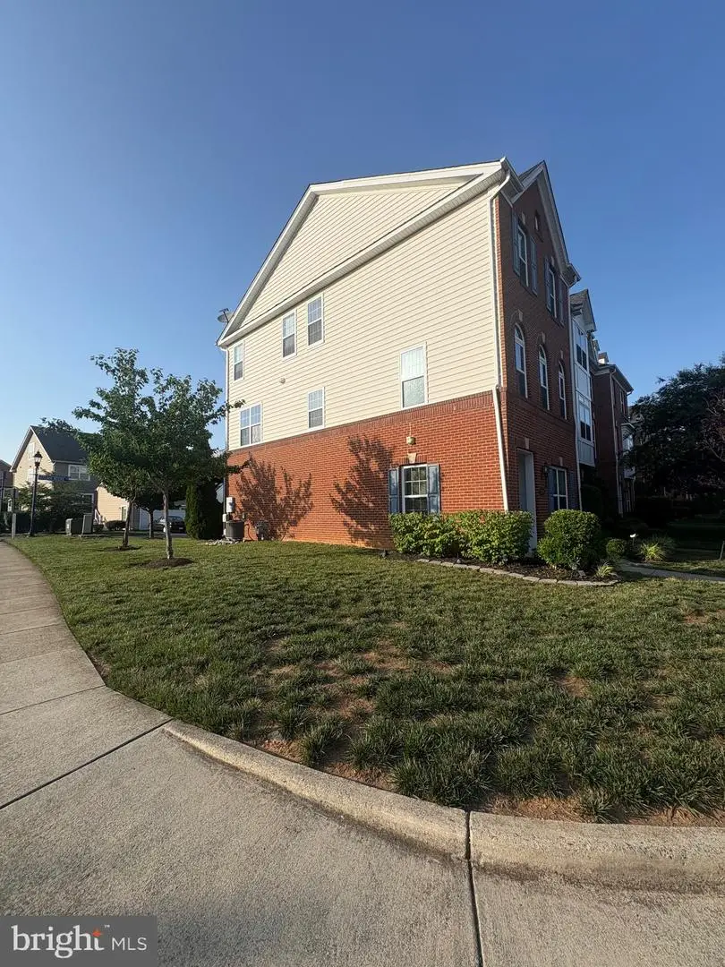 23089 Weybridge Sq, Broadlands, VA 20148 - #2