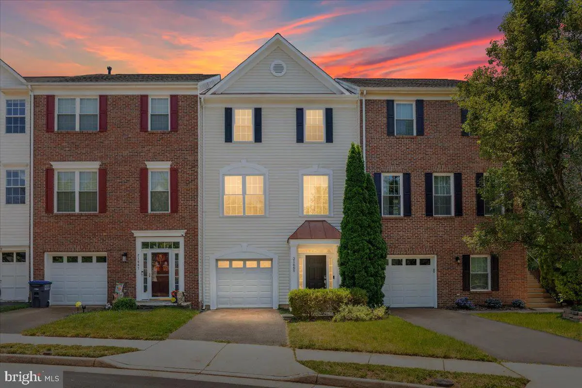 21665 Kings Crossing Ter, Ashburn, VA 20147 - #1