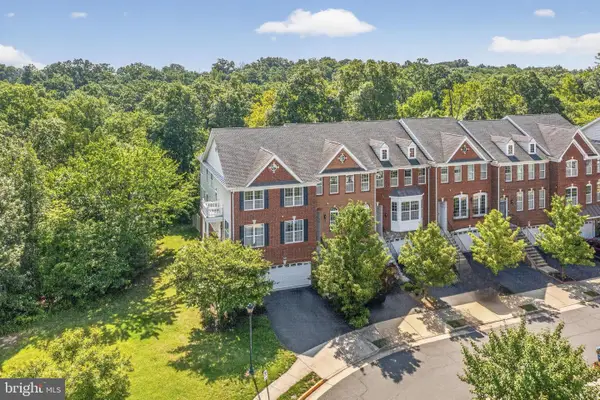 43283 Mitcham Sq, ASHBURN, VA 20148