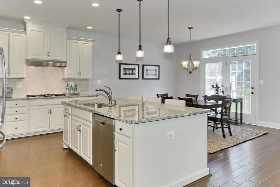 42936 Courtland Chase Sq, Ashburn, VA 20148 - #2